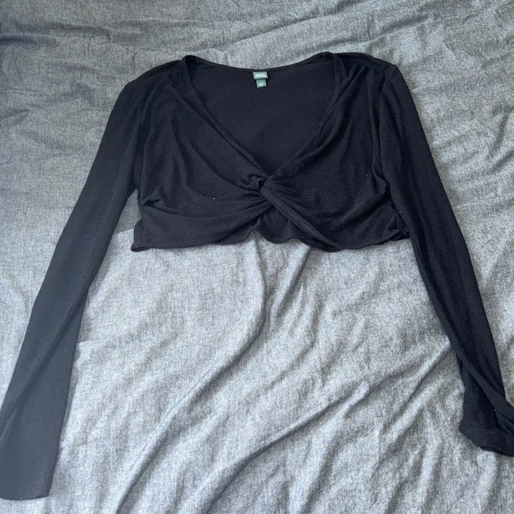 Wild Fable Knot Front Top